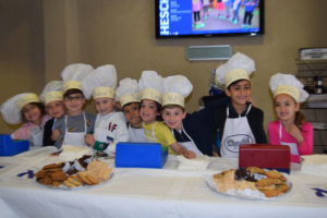 Heschel Day School students annual bake sale to benefit firefighters